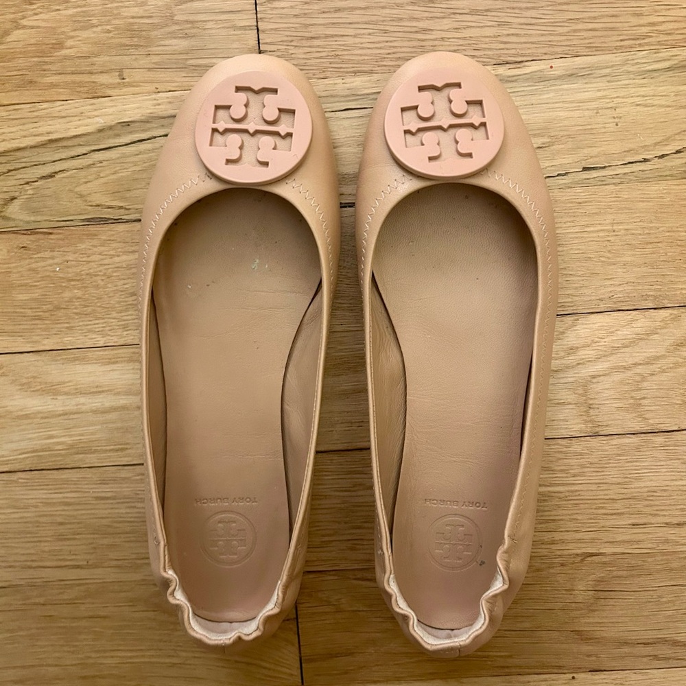 Tory Burch Minnie Travel Ballet Flats - Tan, Leather